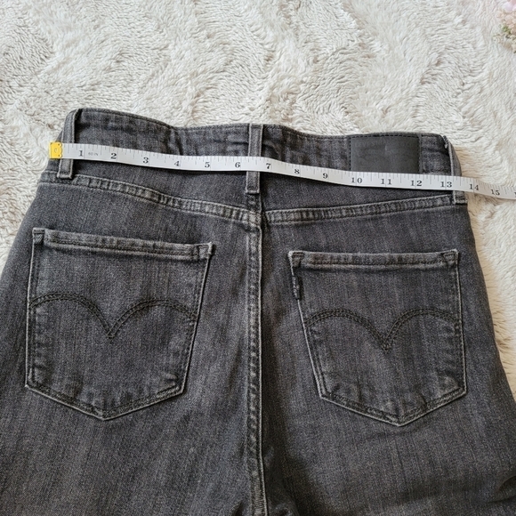 Levis 721 High Rise Skinny Gray Distressed Jeans Size W27 L32 - Picture 12 of 16